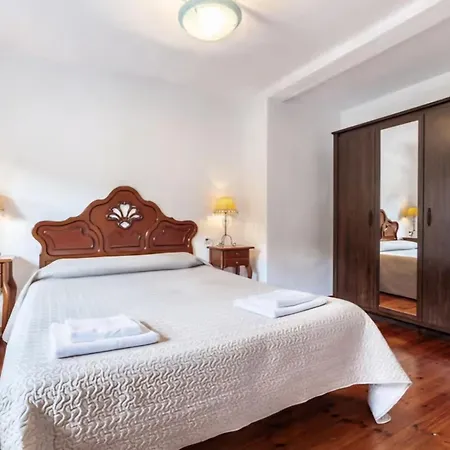 Ferienhaus La Jomeruca ,espaciosa Cerca De Playa Y Montana Carranceja