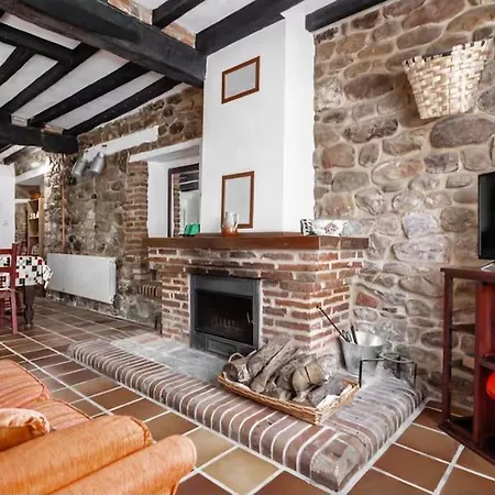 Ferienhaus La Jomeruca ,espaciosa Cerca De Playa Y Montana