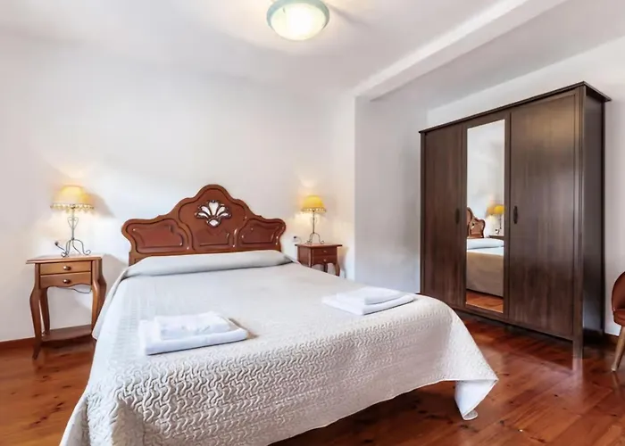 Prázdninový dům La Jomeruca ,espaciosa Cerca De Playa Y Montana Carranceja