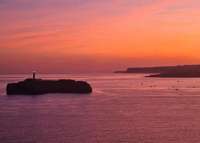 Prázdninový dům La Jomeruca ,espaciosa Cerca De Playa Y Montana Carranceja